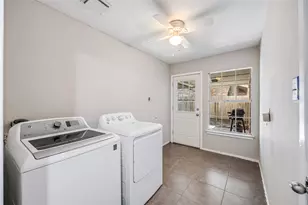 3219 Birch Creek Dr, Houston, TX 77339 - Photo 9