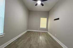 8114 Double Ave, Houston, TX 77088 - Photo 5