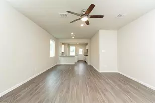 2906 Briggs Dr, Conroe, TX 77301 - Photo 7