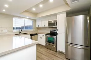 10492 Hammerly Blvd, Houston, TX 77043 - Photo 1