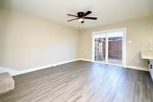 10492 Hammerly Blvd, Houston, TX 77043 - Photo 11