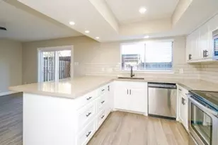 10492 Hammerly Blvd, Houston, TX 77043 - Photo 13