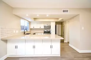 10492 Hammerly Blvd, Houston, TX 77043 - Photo 15