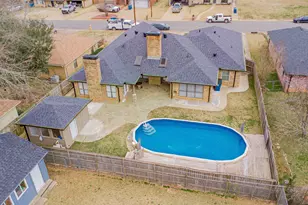 1909 Castlegate Dr, Henderson, TX 75654 - Photo 33