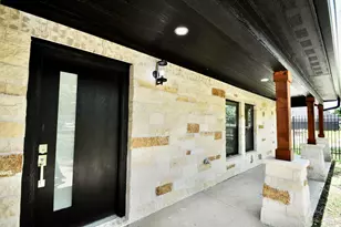 7133 Evans St, Houston, TX 77061 - Photo 7