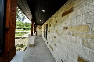 7133 Evans St, Houston, TX 77061 - Photo 9