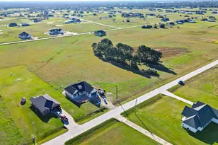 577 Longhorn Trail, Angleton, TX 77515 - Photo 1