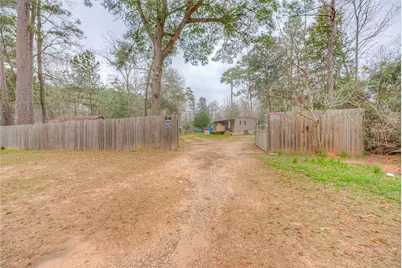 713 Garrett Road, Livingston, TX 77351 - Photo 7