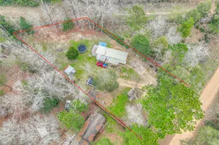 713 Garrett Rd, Livingston, TX 77351 - Photo 1