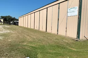 911 N 15th St, Port O Connor, TX 77982 - Photo 5