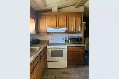 911 N 15th Street, Port O Connor, TX 77982 - Photo 11