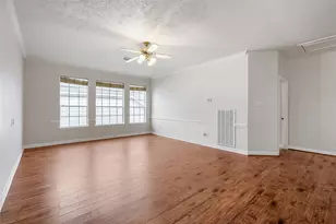 5906 Indian Hills Ln, Sugar Land, TX 77479 - Photo 19
