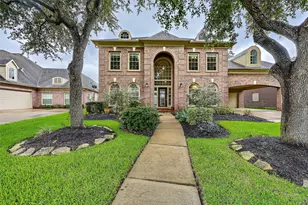 5906 Indian Hills Ln, Sugar Land, TX 77479 - Photo 1