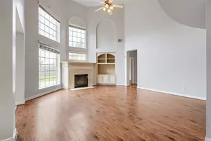 5906 Indian Hills Ln, Sugar Land, TX 77479 - Photo 5