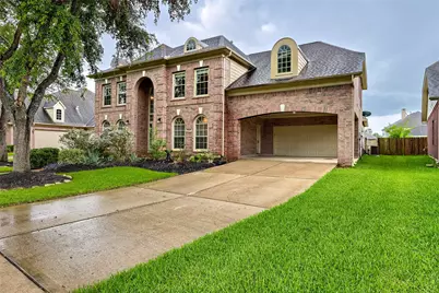 5906 Indian Hills Lane, Sugar Land, TX 77479 - Photo 3