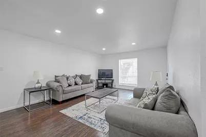 5863 Inwood Drive #3, Houston, TX 77057 - Photo 7