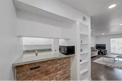 5863 Inwood Drive #3, Houston, TX 77057 - Photo 15