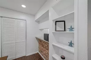 5863 Inwood Dr, Houston, TX 77057 - Photo 17