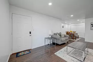 5863 Inwood Dr, Houston, TX 77057 - Photo 3