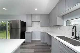 3309 Proswimmer St, Houston, TX 77088 - Photo 17