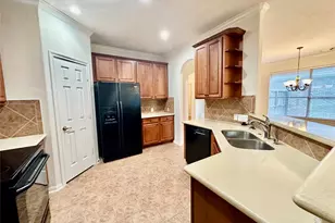 1306 Modena Dr, Pearland, TX 77581 - Photo 11