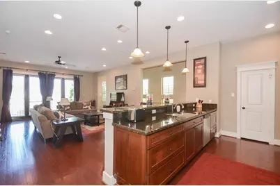 2214 Radcliffe Street, Houston, TX 77007 - Photo 5