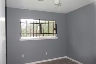6315 Roughlock St, Houston, TX 77016 - Photo 9