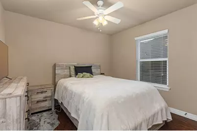 137 Silverbell Circle, Lake Jackson, TX 77566 - Photo 37