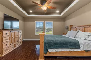 137 Silverbell Cir, Lake Jackson, TX 77566 - Photo 27