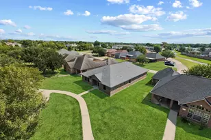 137 Silverbell Cir, Lake Jackson, TX 77566 - Photo 43