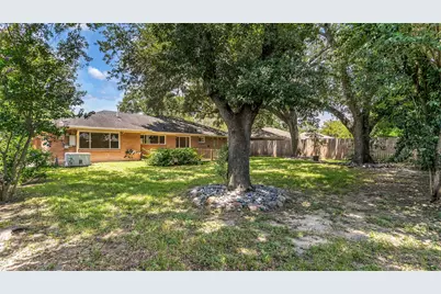 4417 Willowbend Boulevard, Houston, TX 77035 - Photo 31
