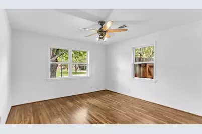 4417 Willowbend Boulevard, Houston, TX 77035 - Photo 27