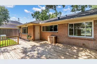 4417 Willowbend Boulevard, Houston, TX 77035 - Photo 29