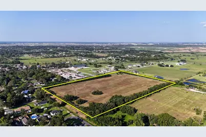 00 11th, Santa Fe, TX 77510 - Photo 3