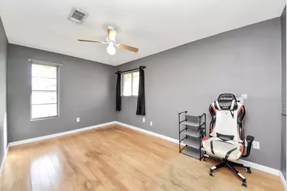 3906 Dolphin Lane, La Porte, TX 77571 - Photo 17