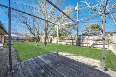 3906 Dolphin Lane, La Porte, TX 77571 - Photo 13