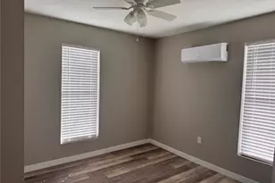 22085 Madison St, Bedias, TX 77831 - Photo 7