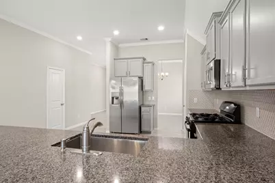 2939 Twin Cove Court, Conroe, TX 77301 - Photo 11