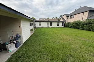 6501 Schiller St, Houston, TX 77055 - Photo 5