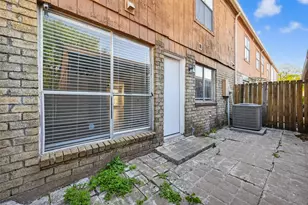 8646 Maplecrest Dr, Houston, TX 77099 - Photo 33