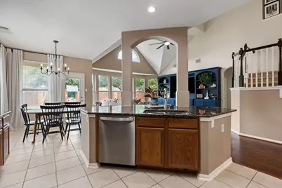 8027 Golden Harbor, Missouri City, TX 77459 - Photo 11