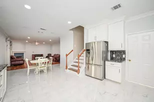 19207 Poplar Trails Ln, Tomball, TX 77375 - Photo 9