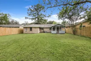 2702 Areba St, Houston, TX 77091 - Photo 17
