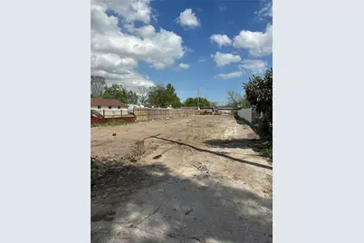 3017 Golfcrest Boulevard, Houston, TX 77087 - Photo 5