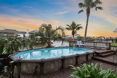 9 S Sandpiper Street, La Marque, TX 77568 - Photo 5