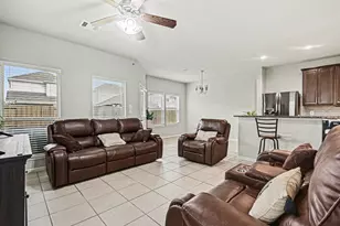 6523 Macroom Meadows Ln, Houston, TX 77048 - Photo 3
