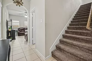 6523 Macroom Meadows Ln, Houston, TX 77048 - Photo 9