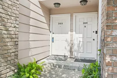 2800 Jeanetta Street #203, Houston, TX 77063 - Photo 5