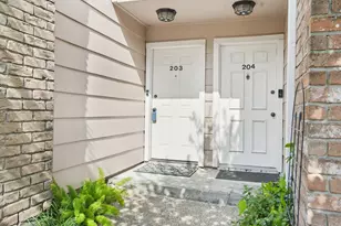 2800 Jeanetta St, Houston, TX 77063 - Photo 5