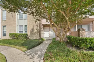 2800 Jeanetta St, Houston, TX 77063 - Photo 3